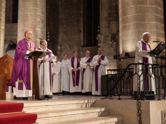 Article a la web de "Arquebisbat de Barcelona" sobre la Missa dels Difunts | © Agustí Codinach
